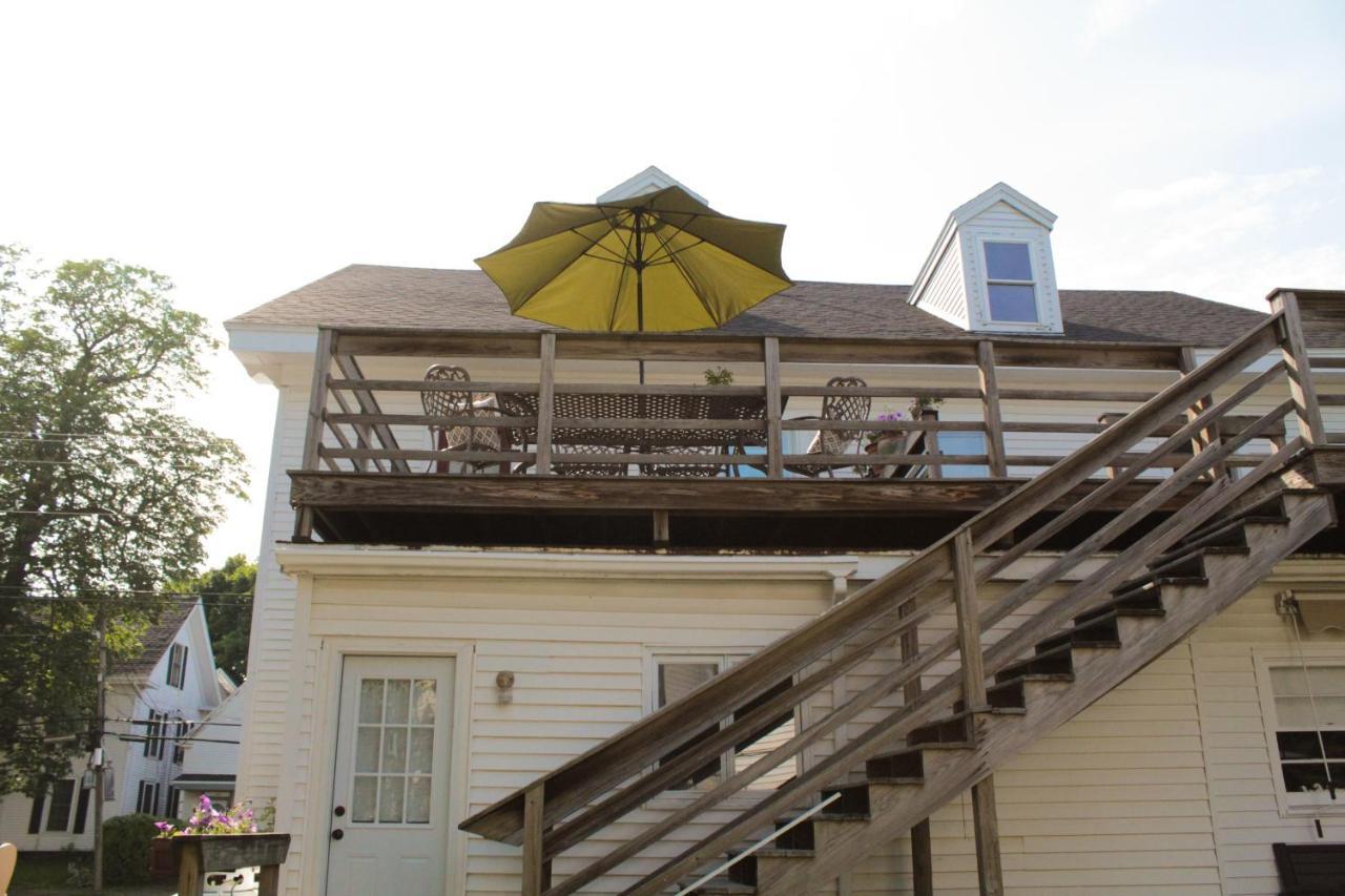 Honeysuckle Suite Apartment In Downtown Rockland Exterior foto